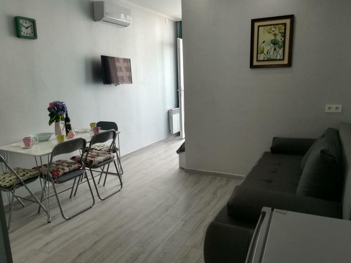 Apartament In Real Pealce In Batumi Exterior foto