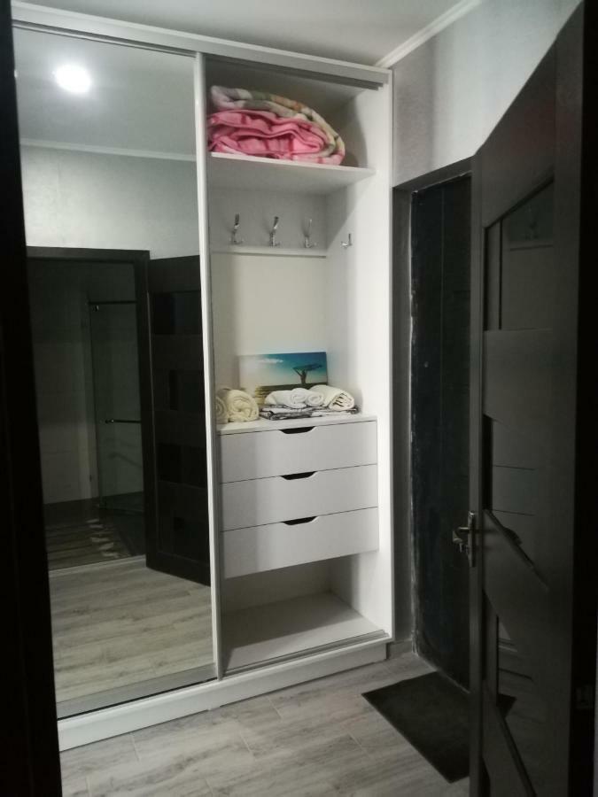 Apartament In Real Pealce In Batumi Exterior foto